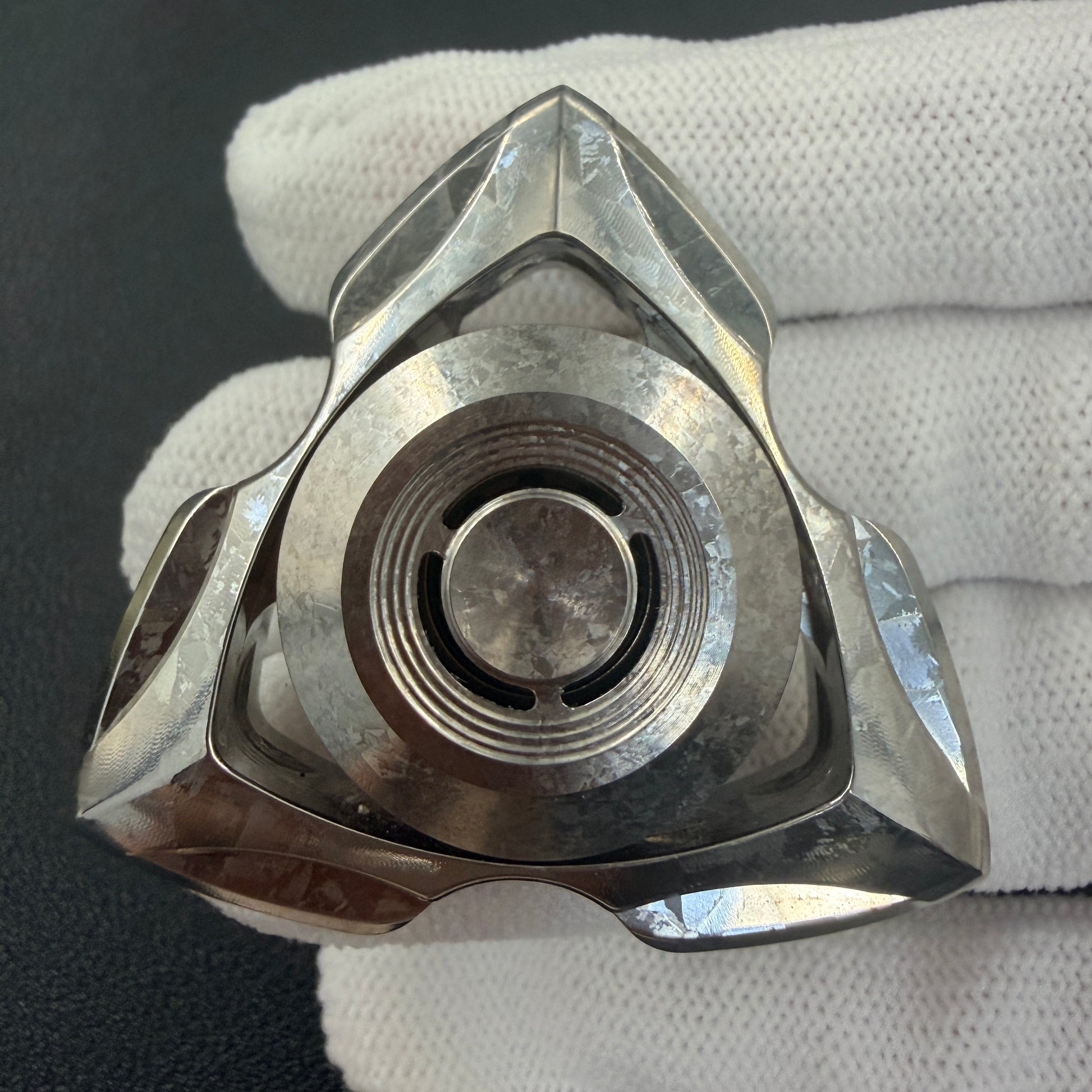 Siren Crystallized Titanium