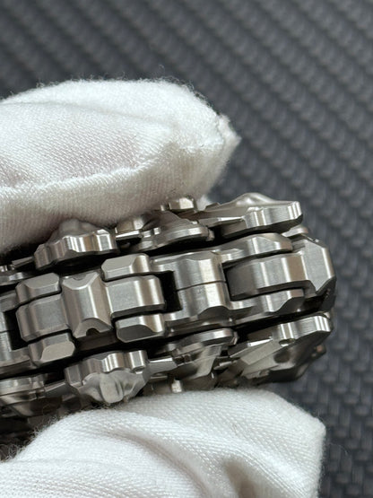 SEQUENCE EDC Dijiang Shell Opening Titanium