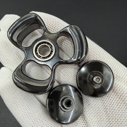 Three-Leaf Horizon Zirconium
