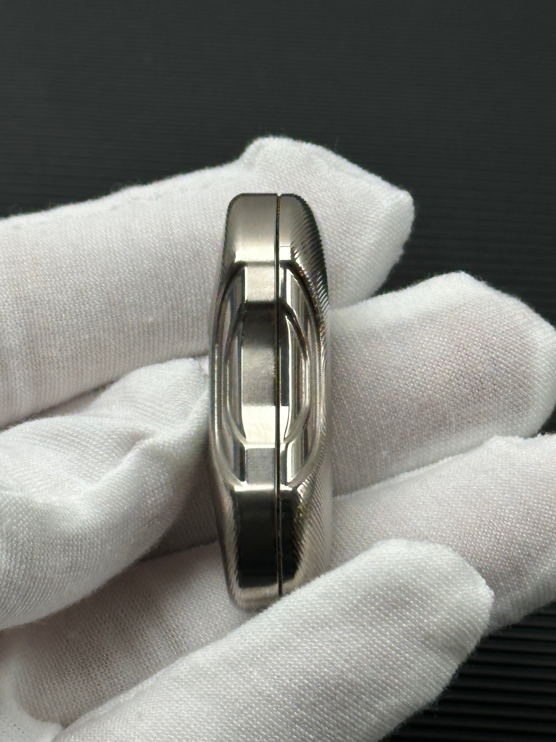 Leap Collector Titanium