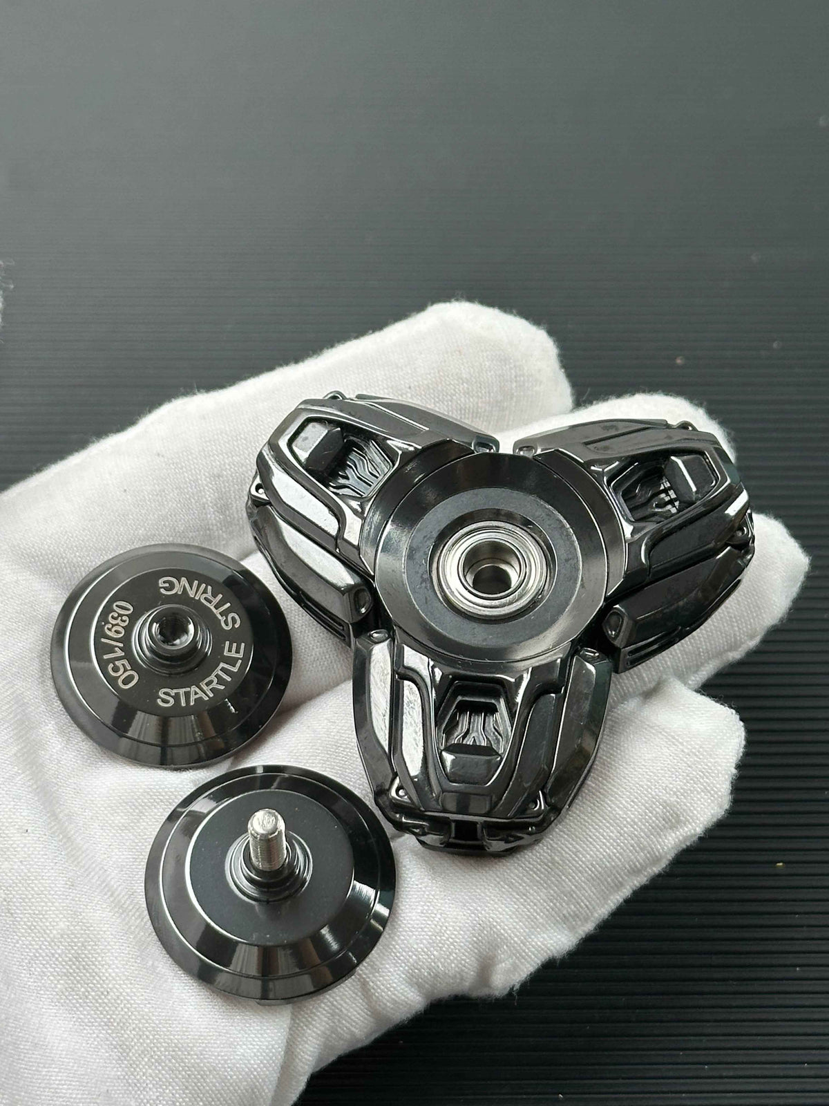 Shock String Zirconium