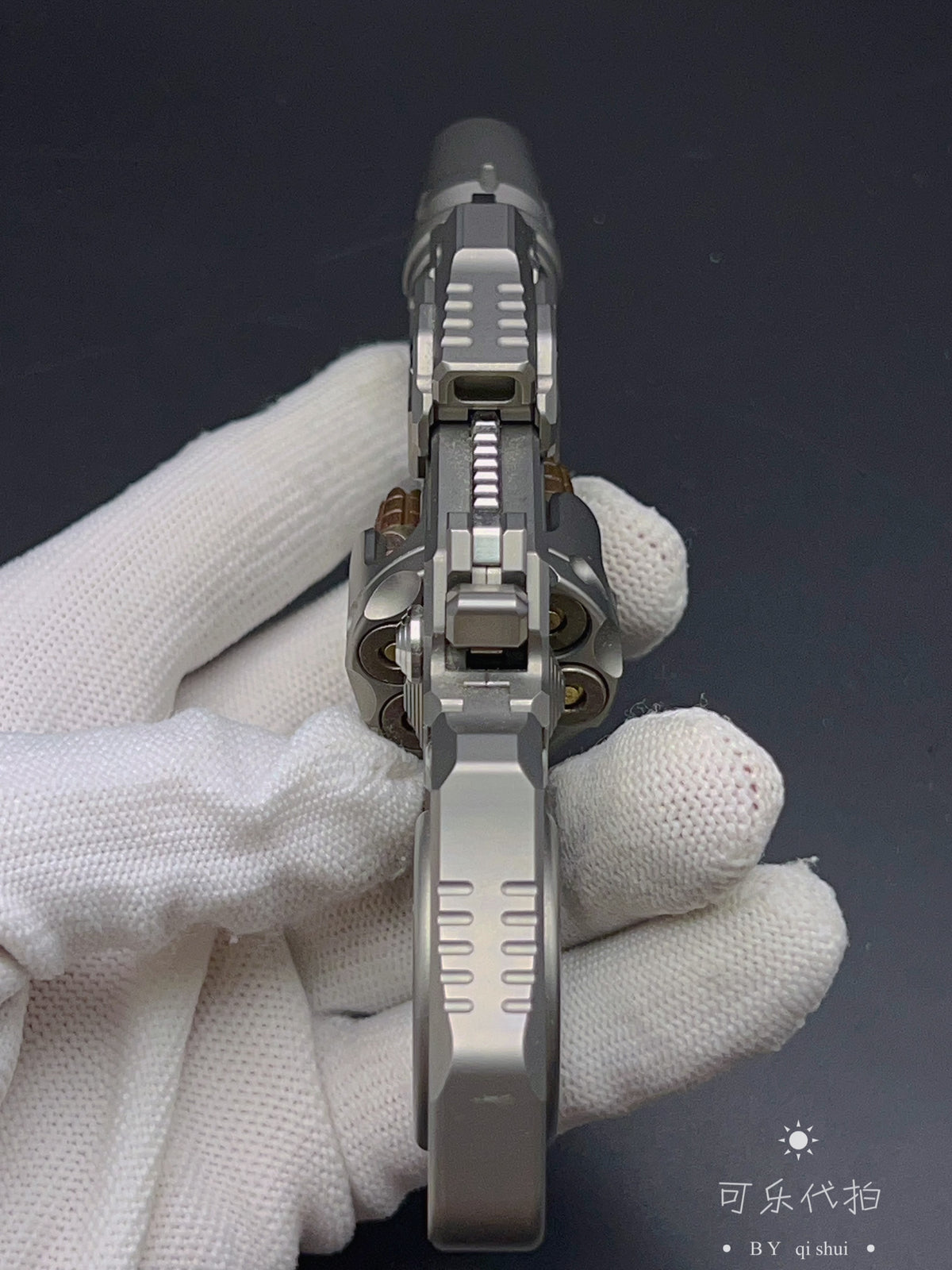 EDCELL Breaker Titanium