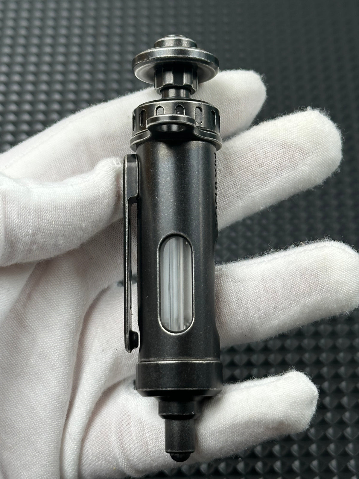 Maxdoc Stainless Steel Distressed
