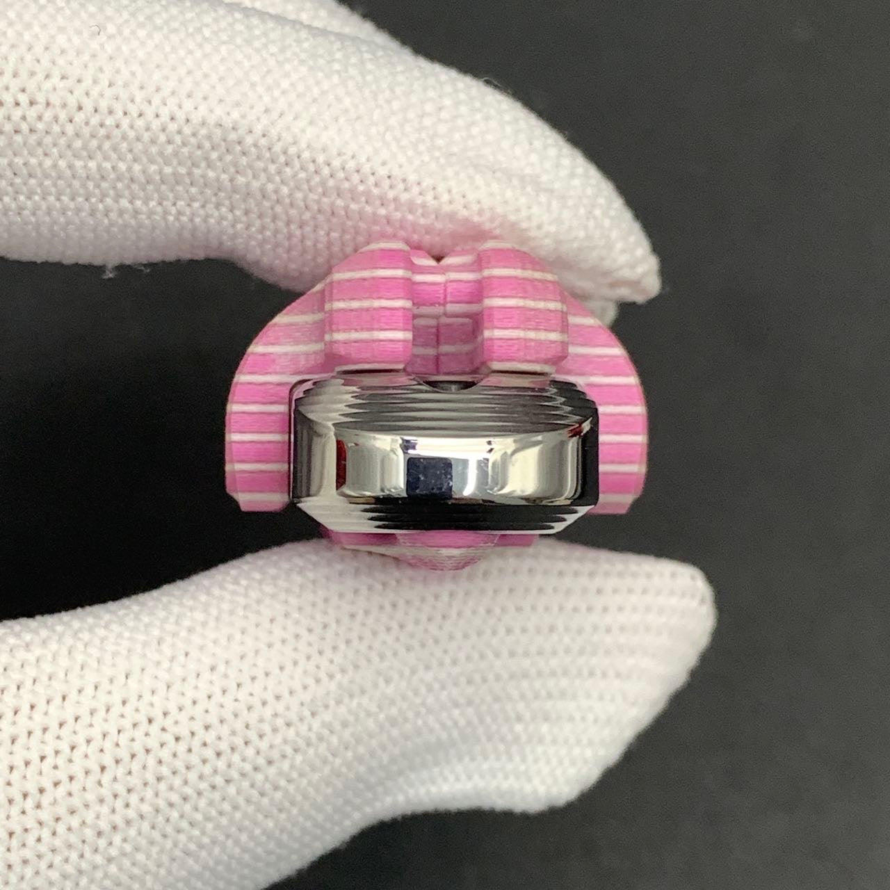 Sakura Snow Bone Stainless Steel G10