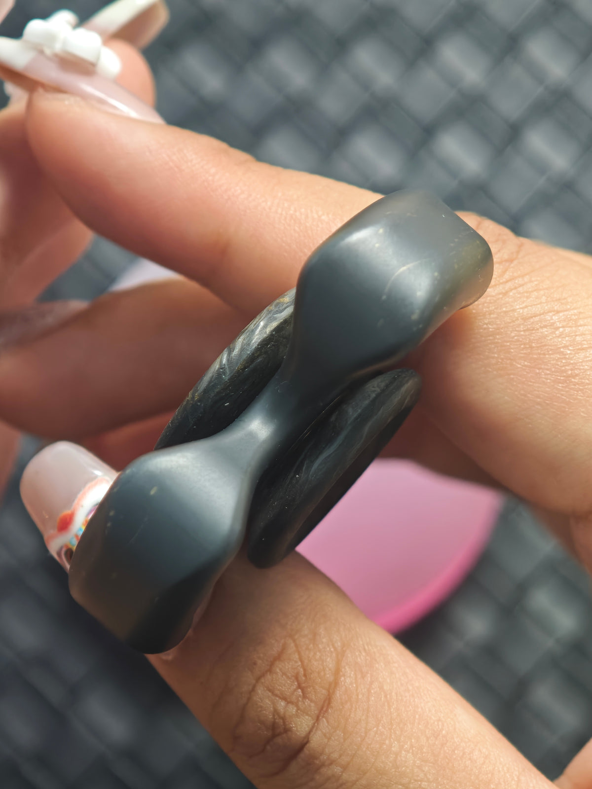 Three-Leaf Horizon Zirconium
