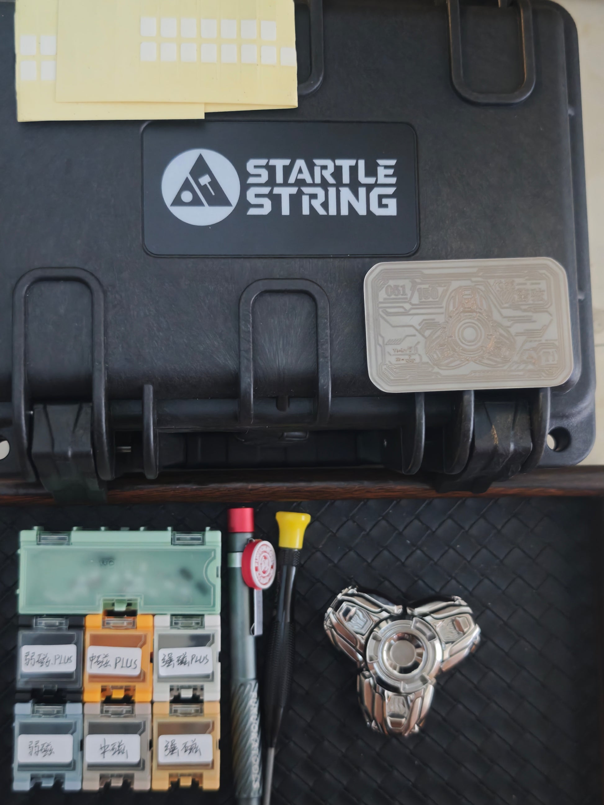 Shock String Titanium