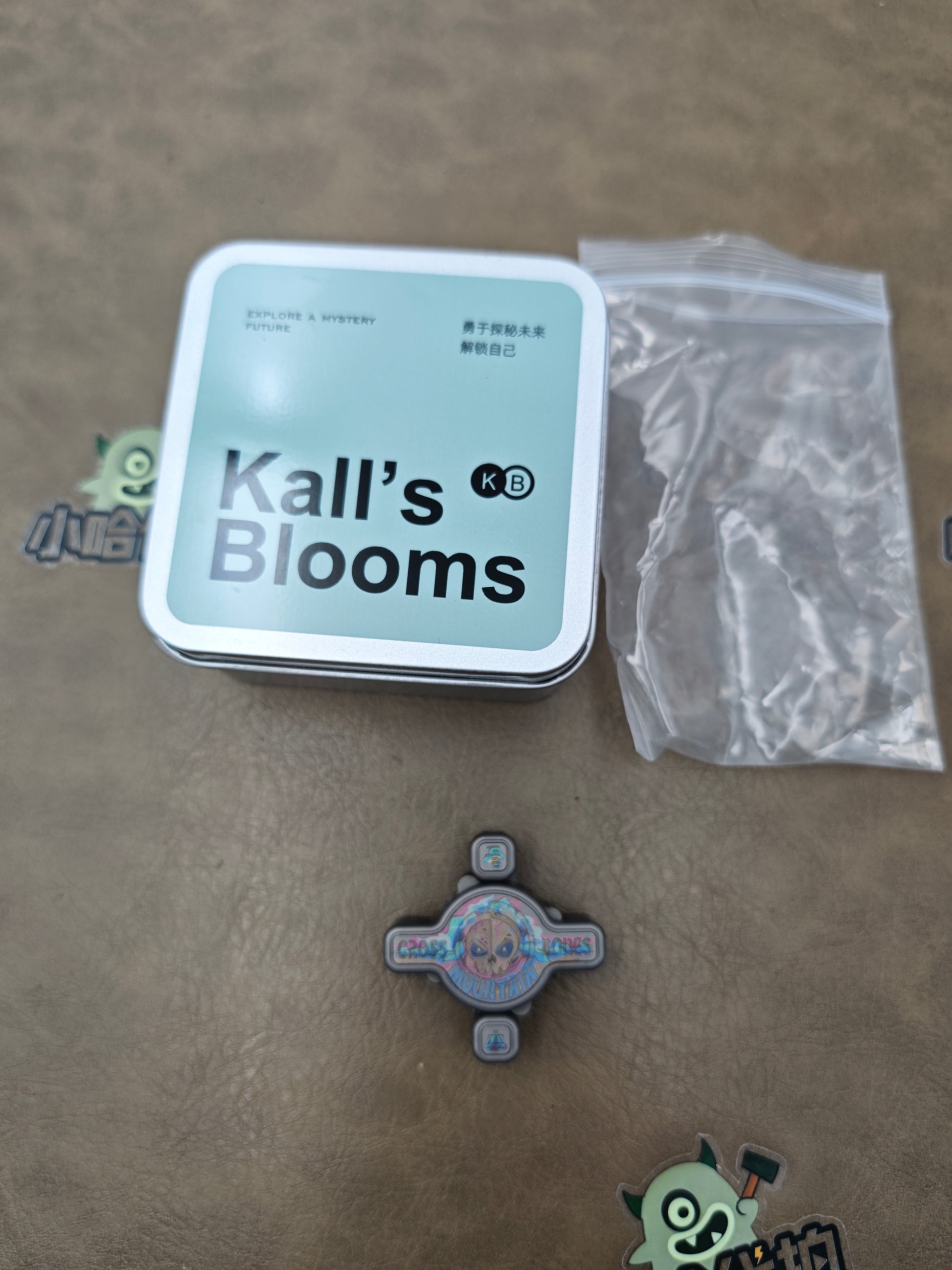 Cross Bones r Titanium