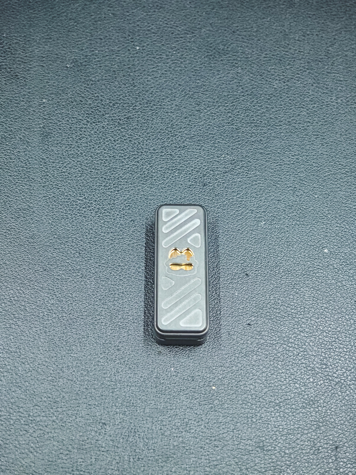 Yaozai Zirconium
