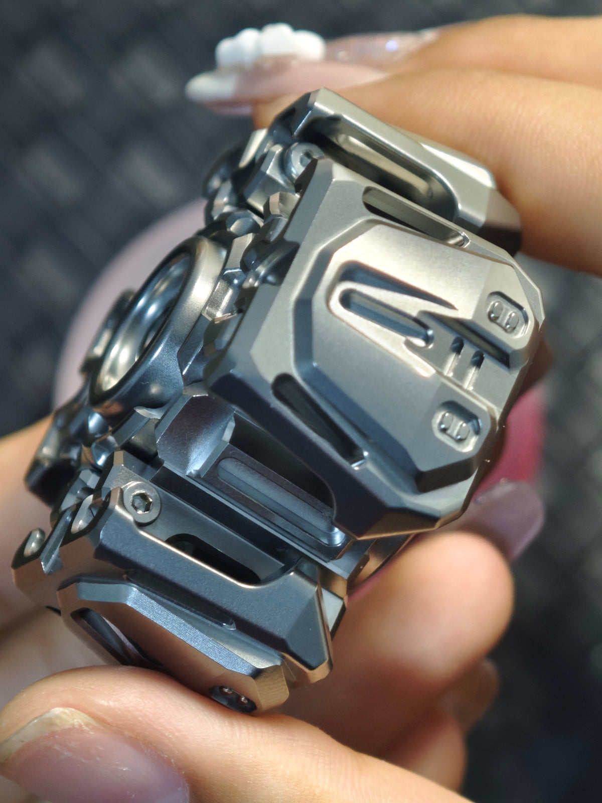 Ancient Iron Shell Opening Titanium