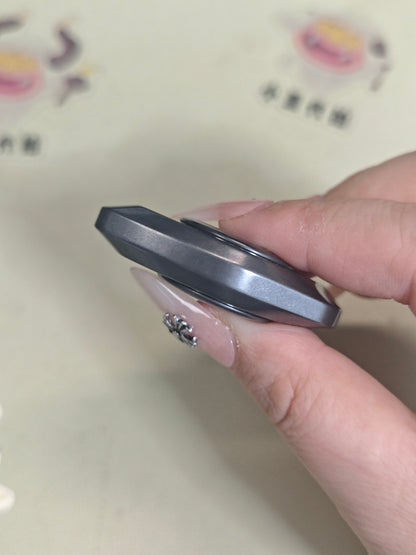 Mirror Eye Zirconium