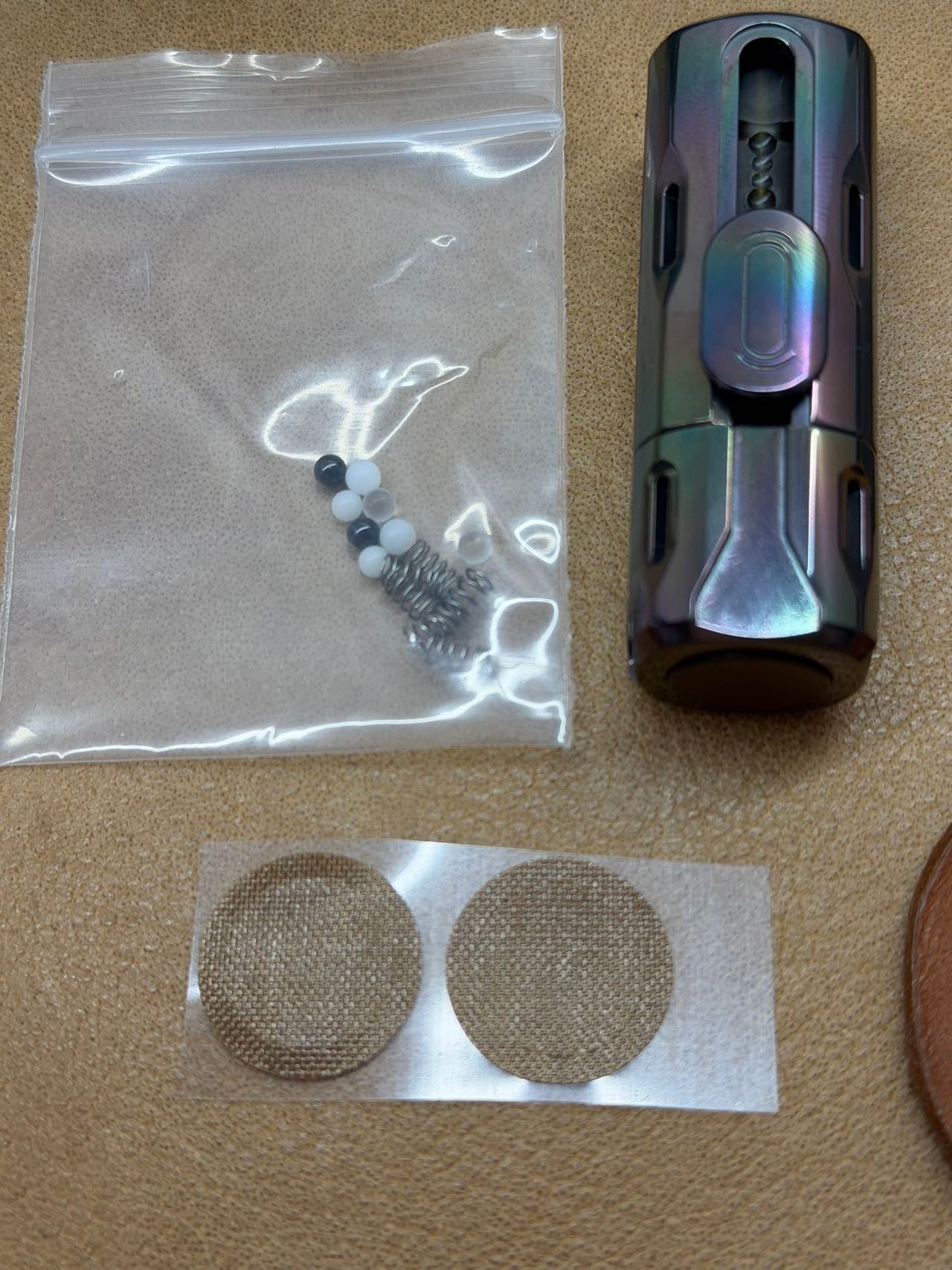 Phase Zirconium Oil Slick