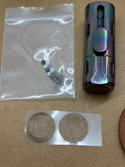 Phase Zirconium Oil Slick