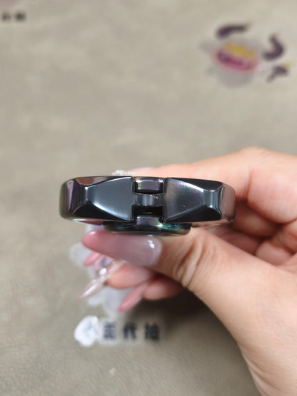 Xuanwu Zirconium Oil Slick