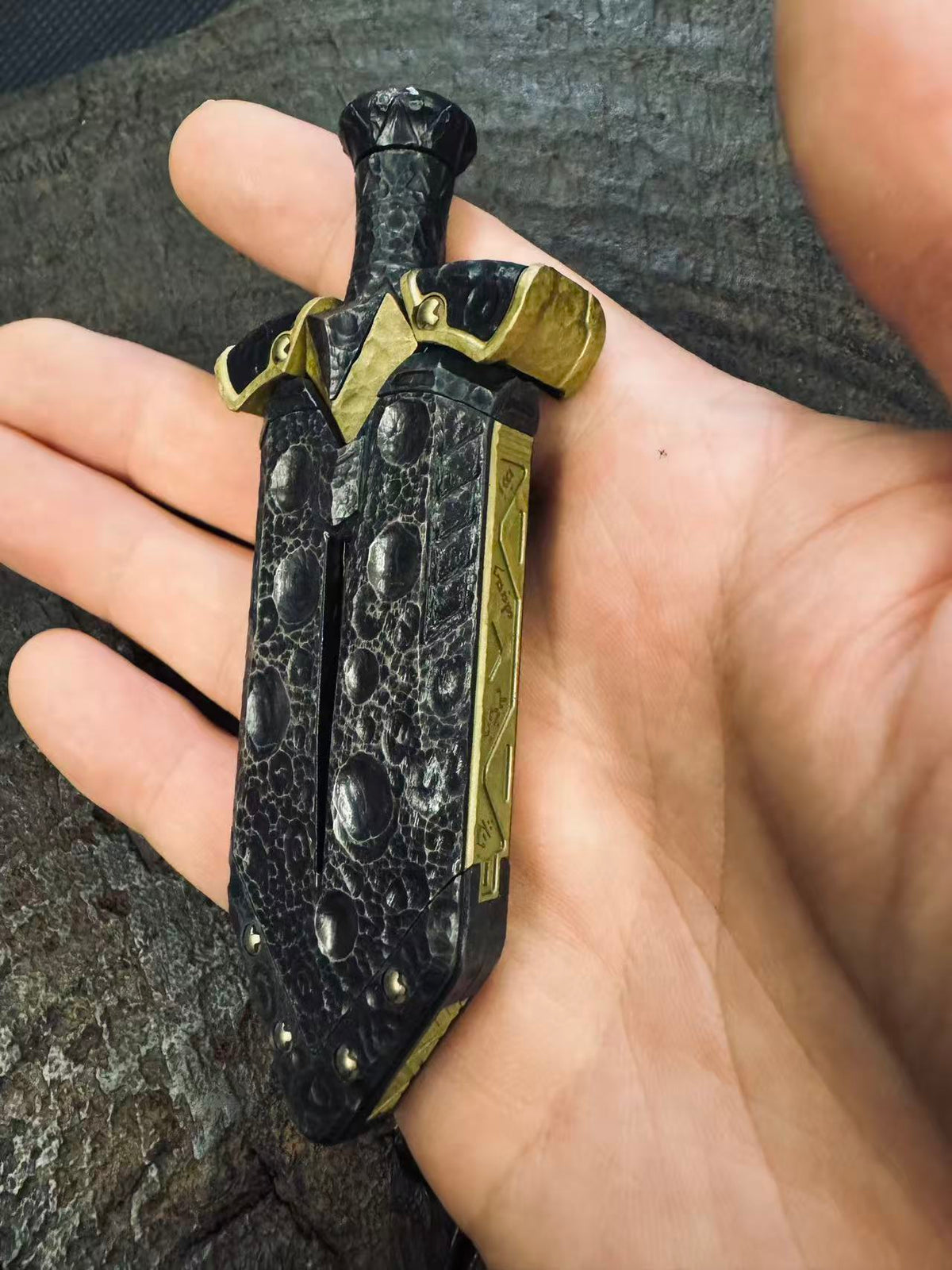 Aroundight Tungsten-Copper Engraved