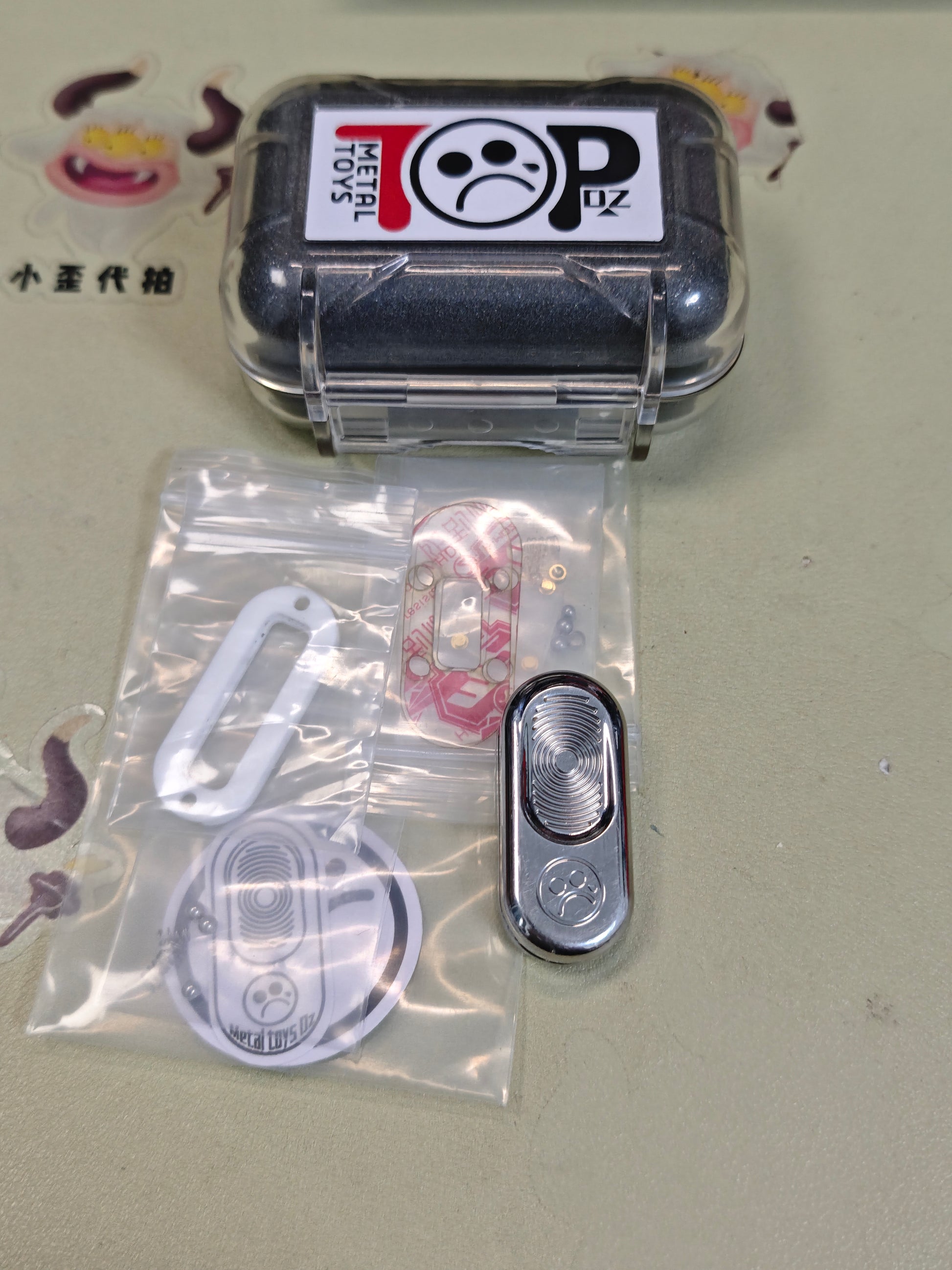 Top B Fingerprint Stainless Steel
