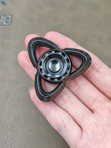 Cat's Eye Zirconium