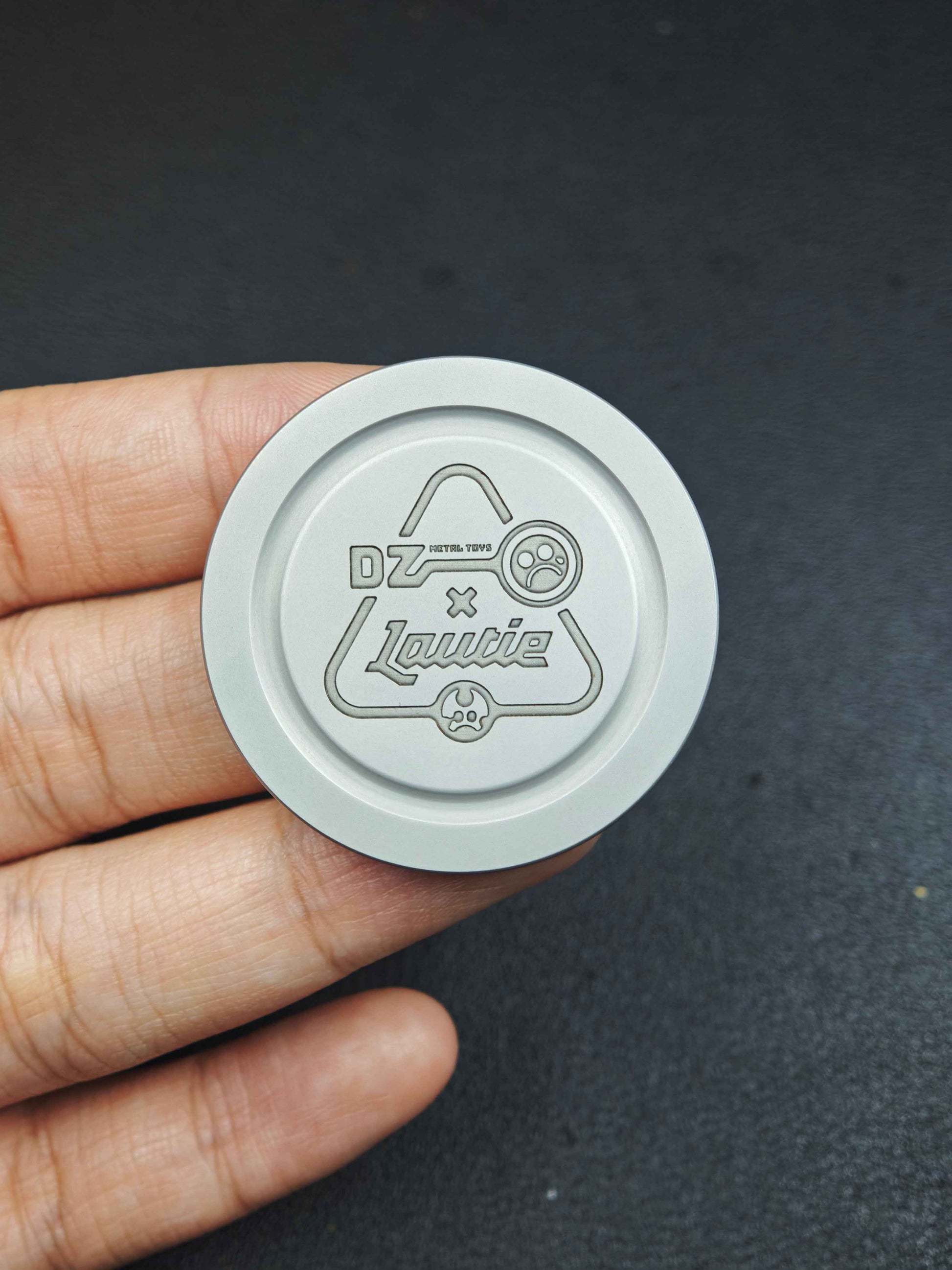 DZ All-In Coin Stainless Steel