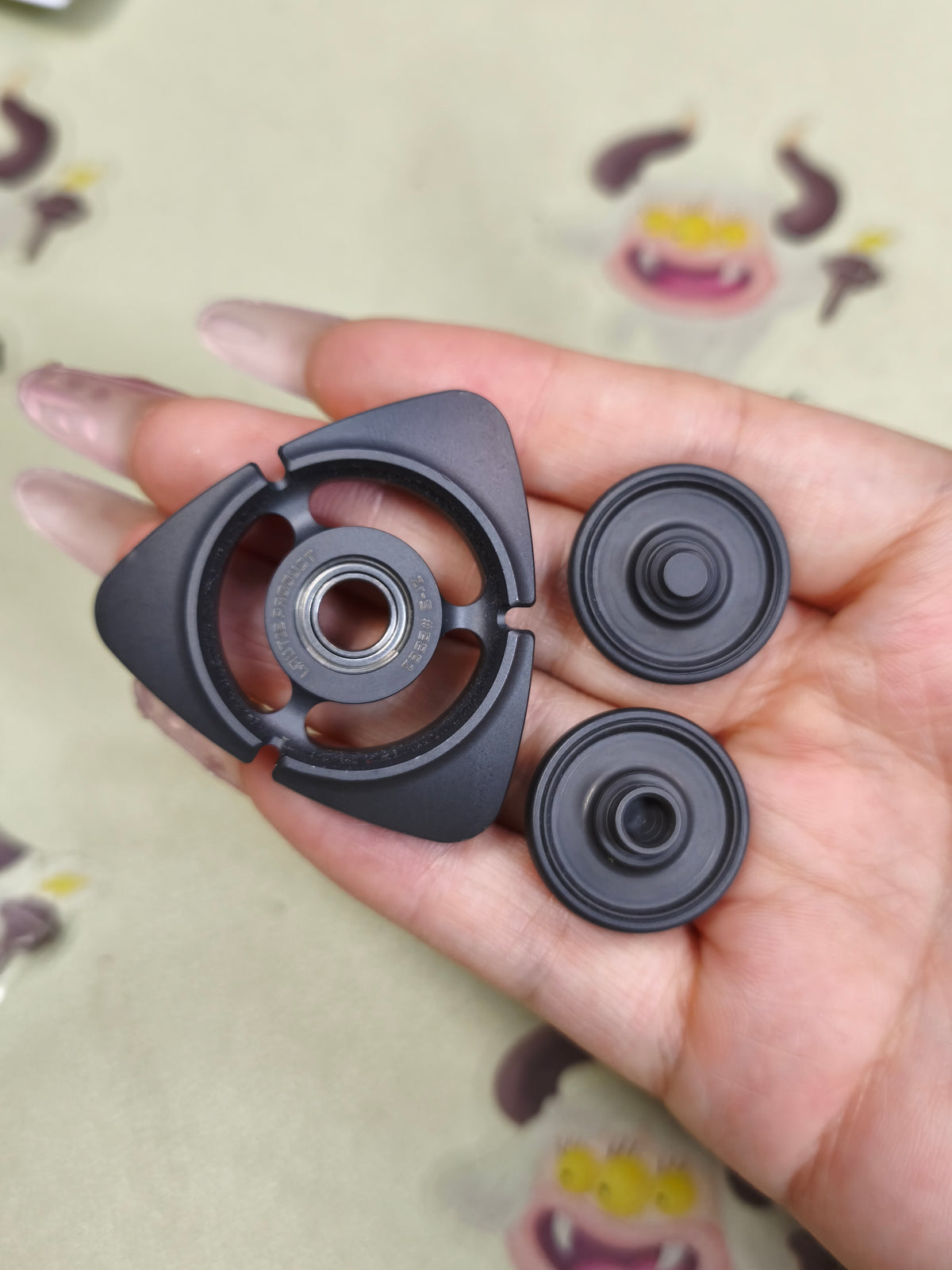 BIT 04 Zirconium