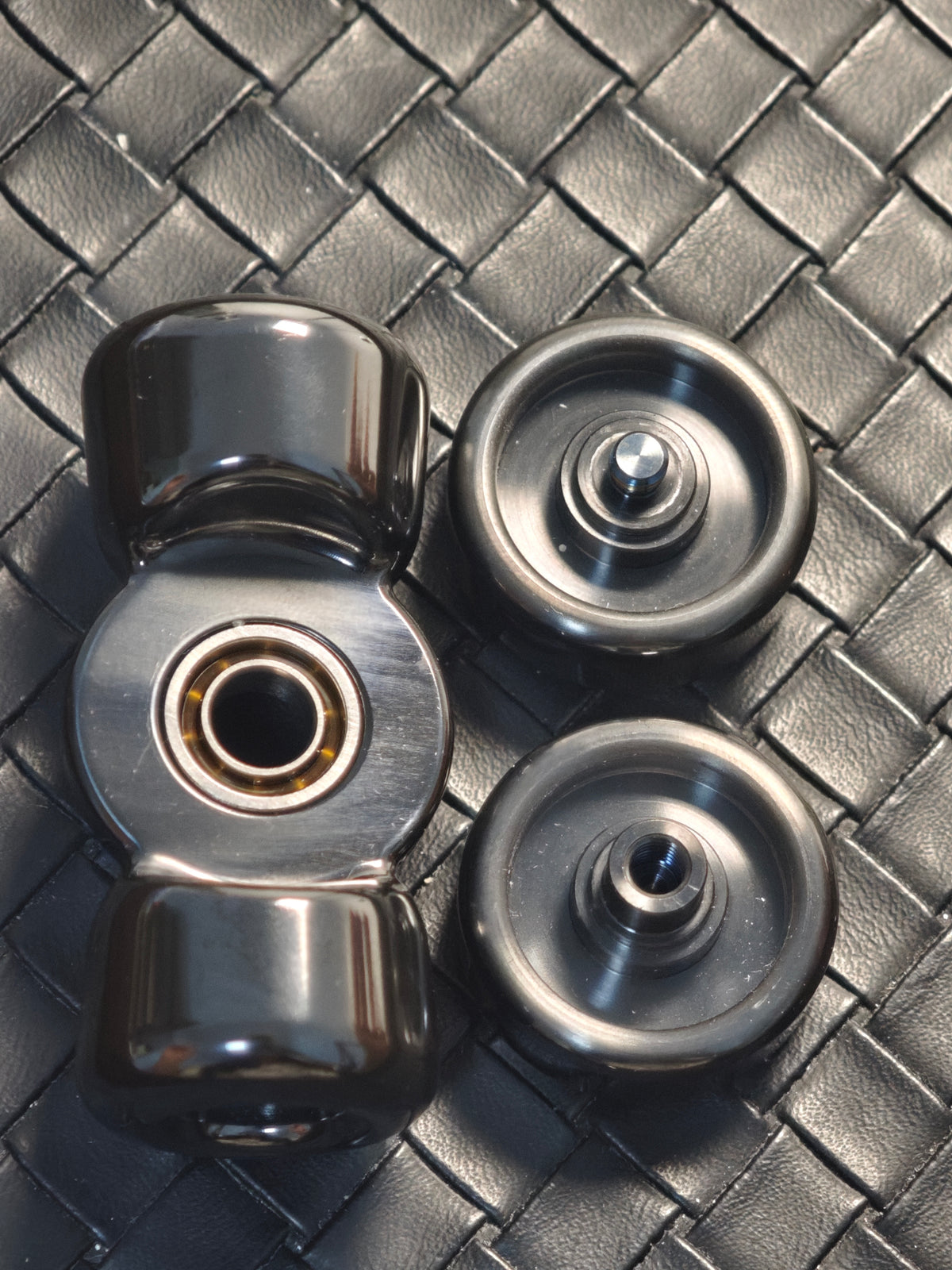 Spin Zirconium