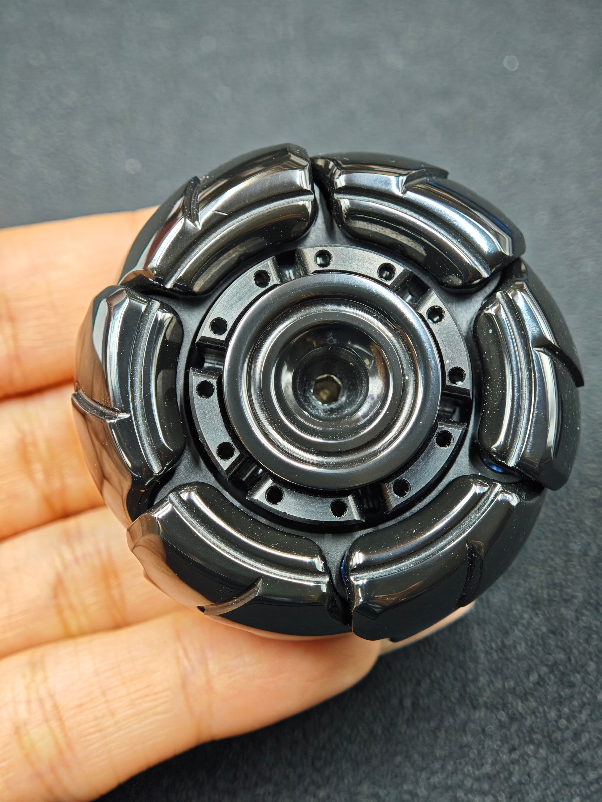 Pillbug Shell Opening Zirconium