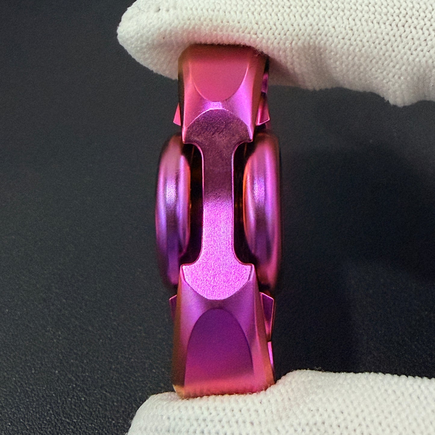 Pan Yixian Zirconium