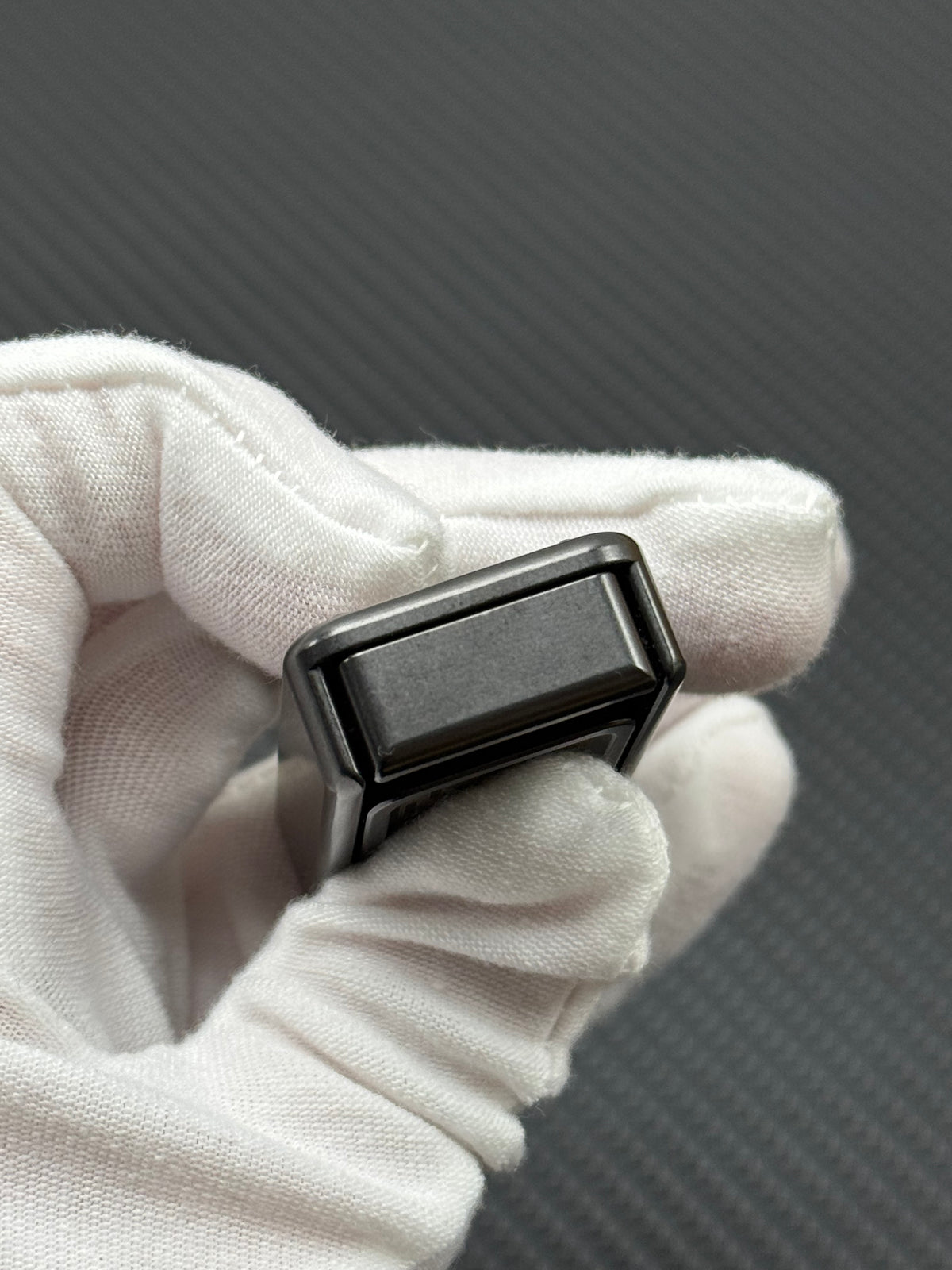 Pop Up Zirconium