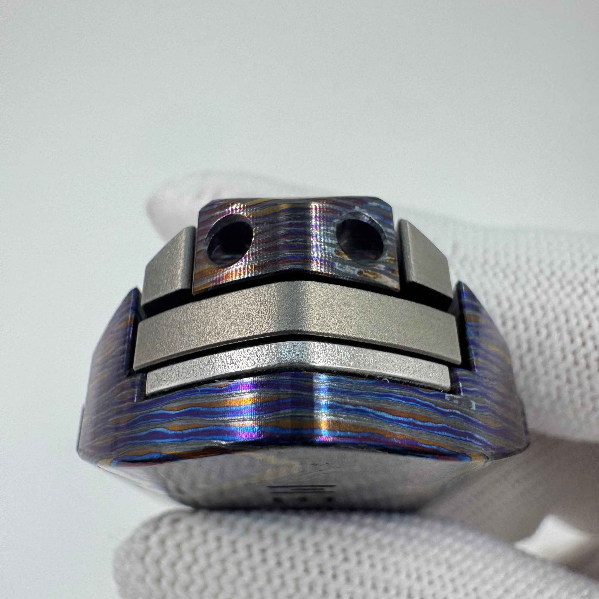 Roche Strike Zircuti