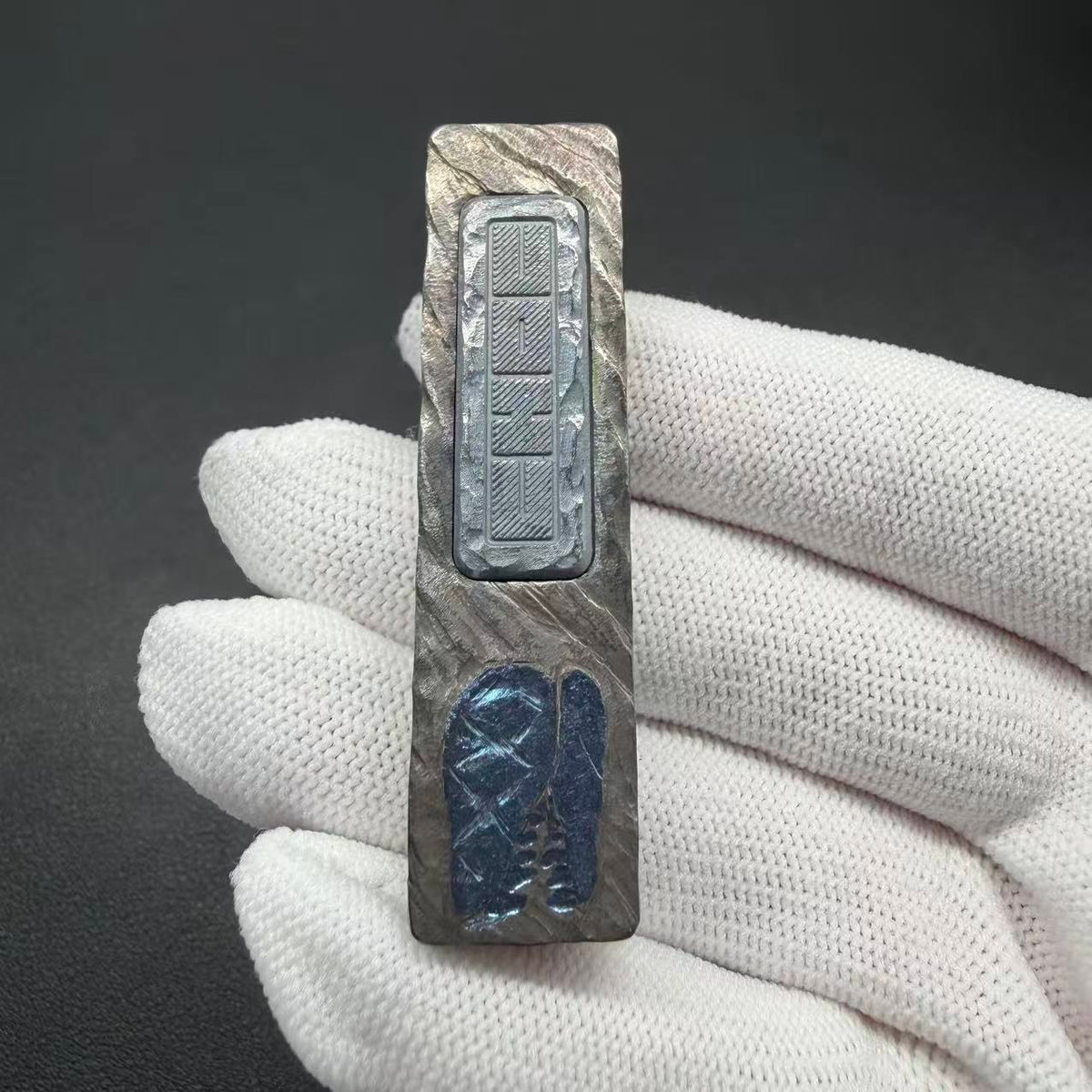 Choc Titanium Stone Textured Engraved