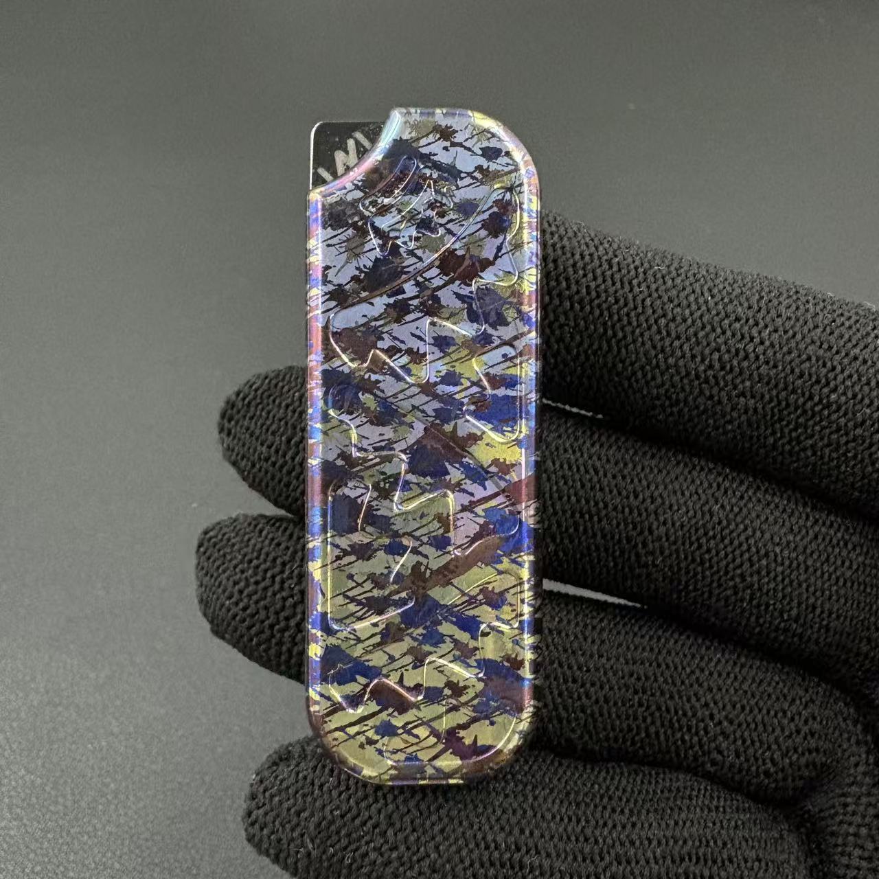 Q Mechanical Titanium