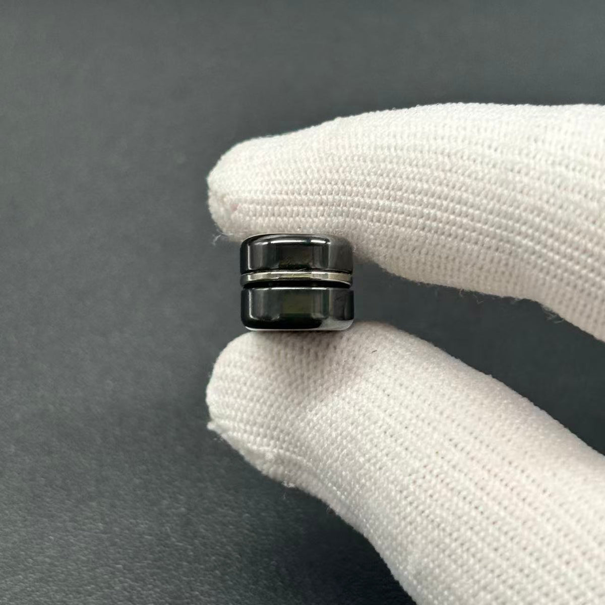 Snake Zirconium