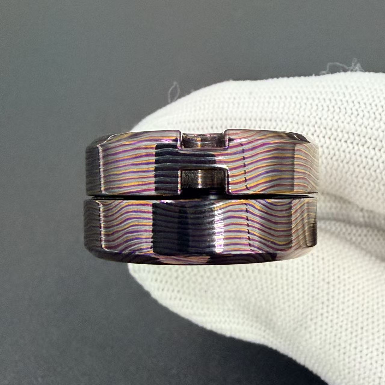 F2.9 Zircuti