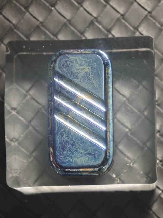 Lucky Candy Titanium