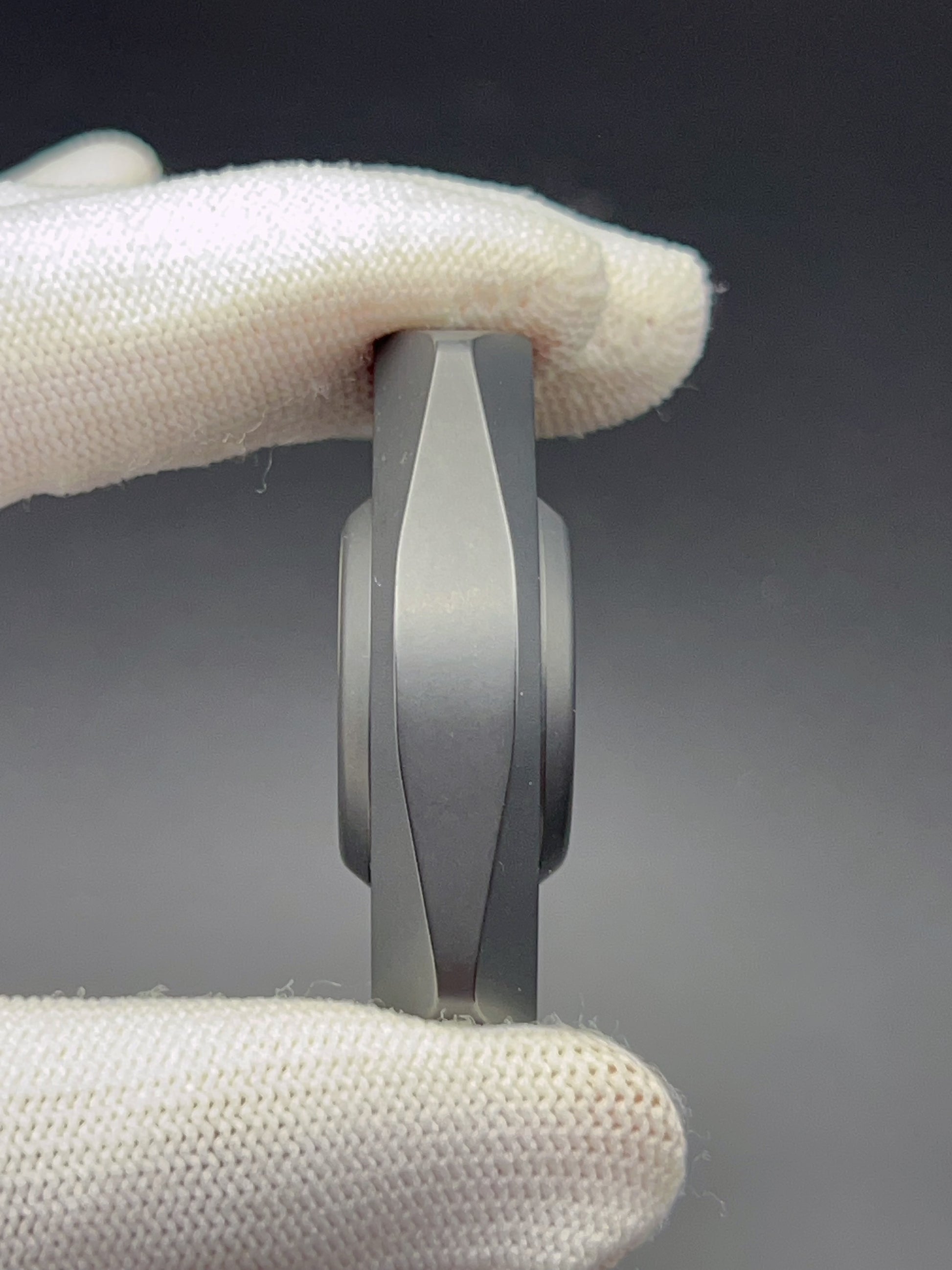 Gravel Zirconium