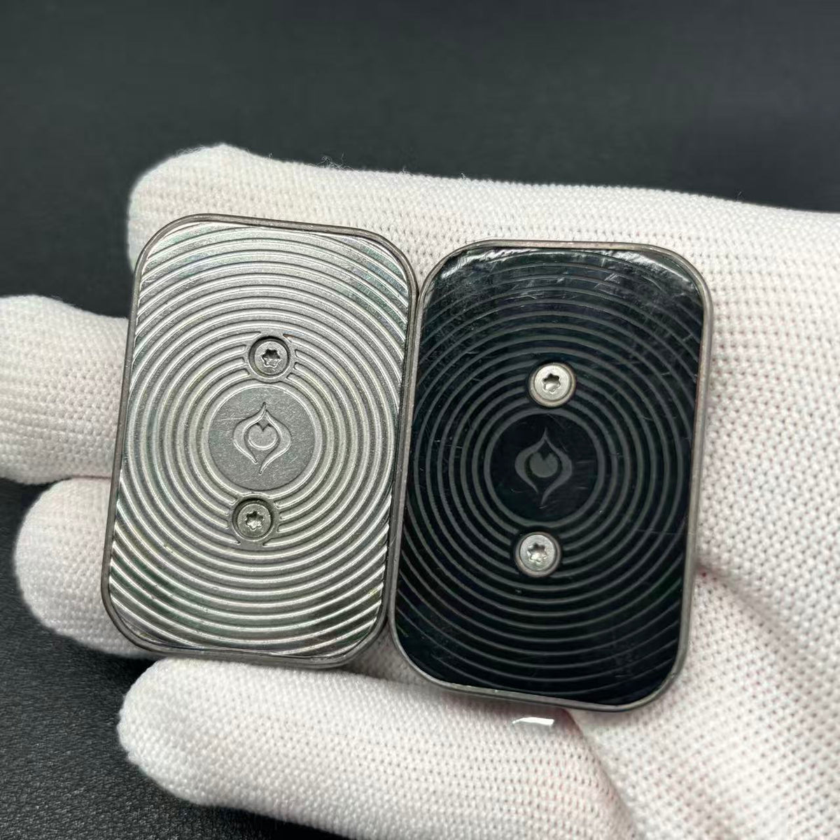 Aura Sand Titanium