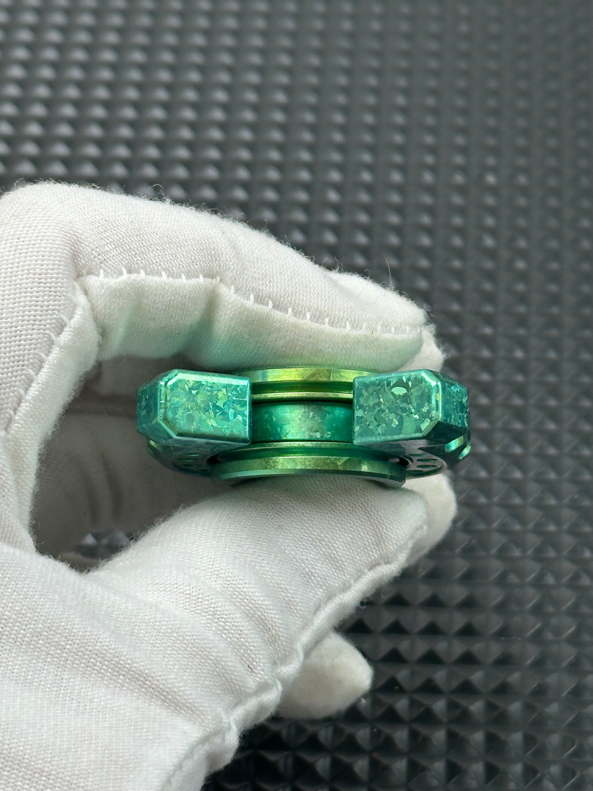 Lucky Horseshoe Crystallized Titanium