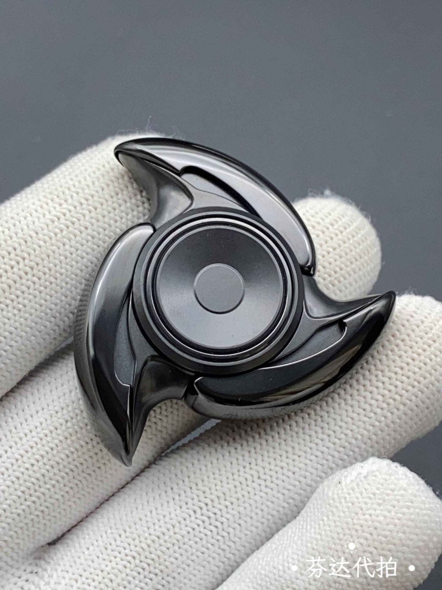 Liquid Zirconium