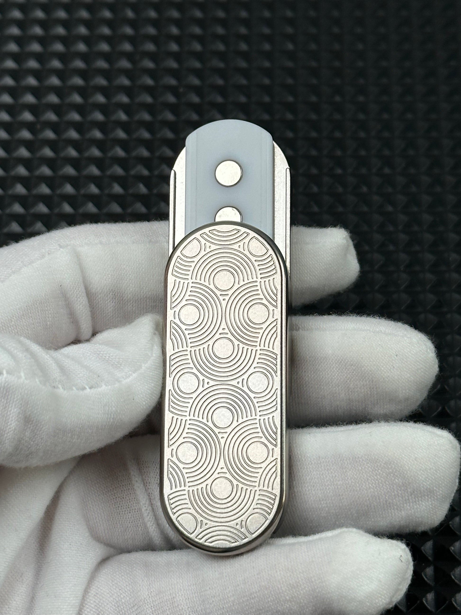 Ming Yin Titanium Stonewashed