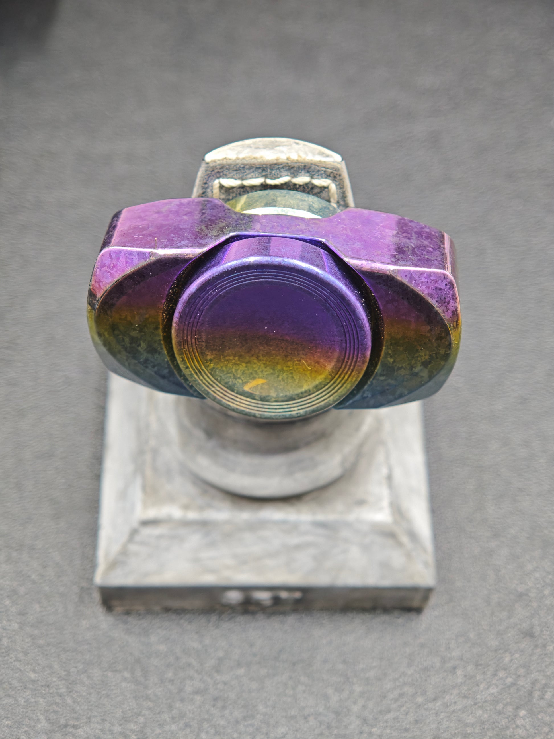 Qilin Crystallized Titanium