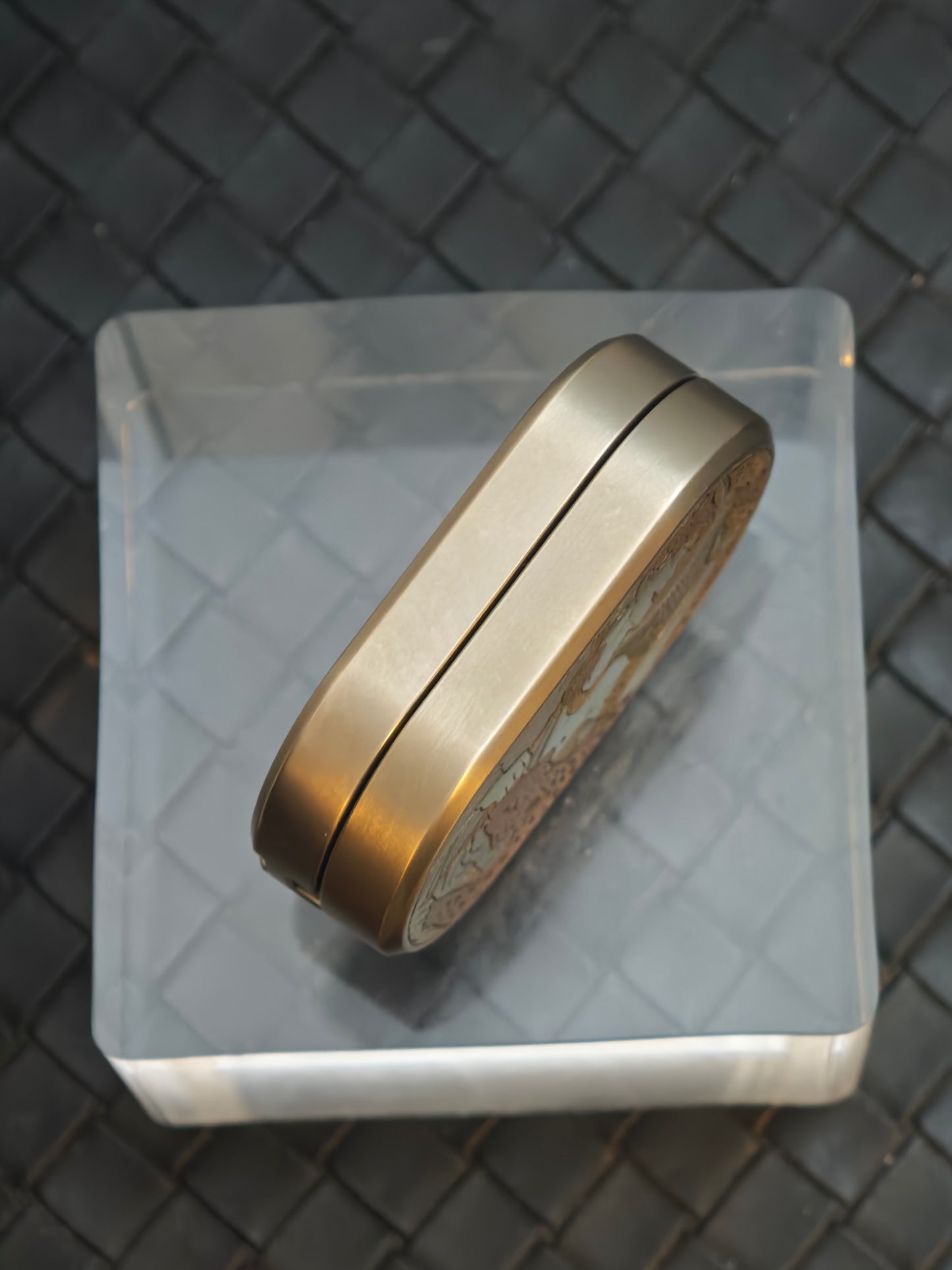 Dionysus Titanium