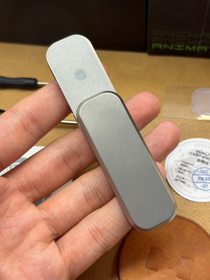 Eraser Titanium