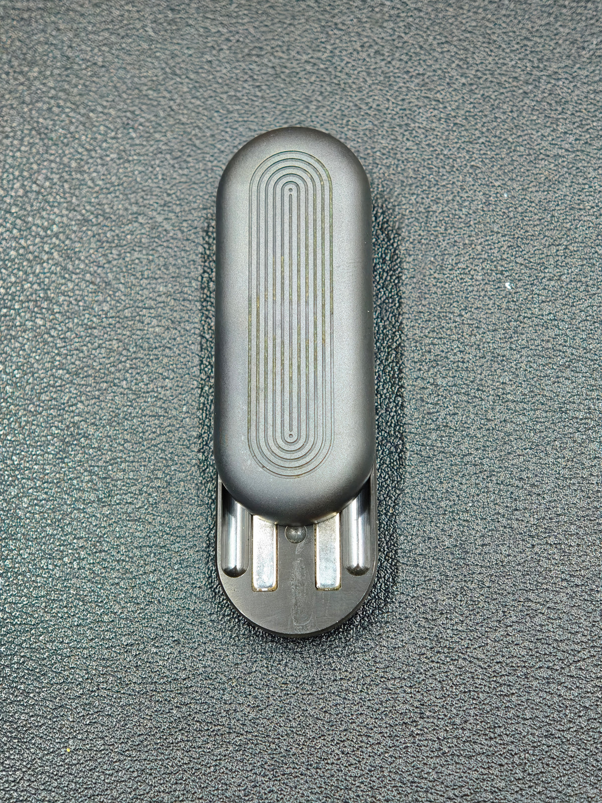 Floating Cloud Zirconium