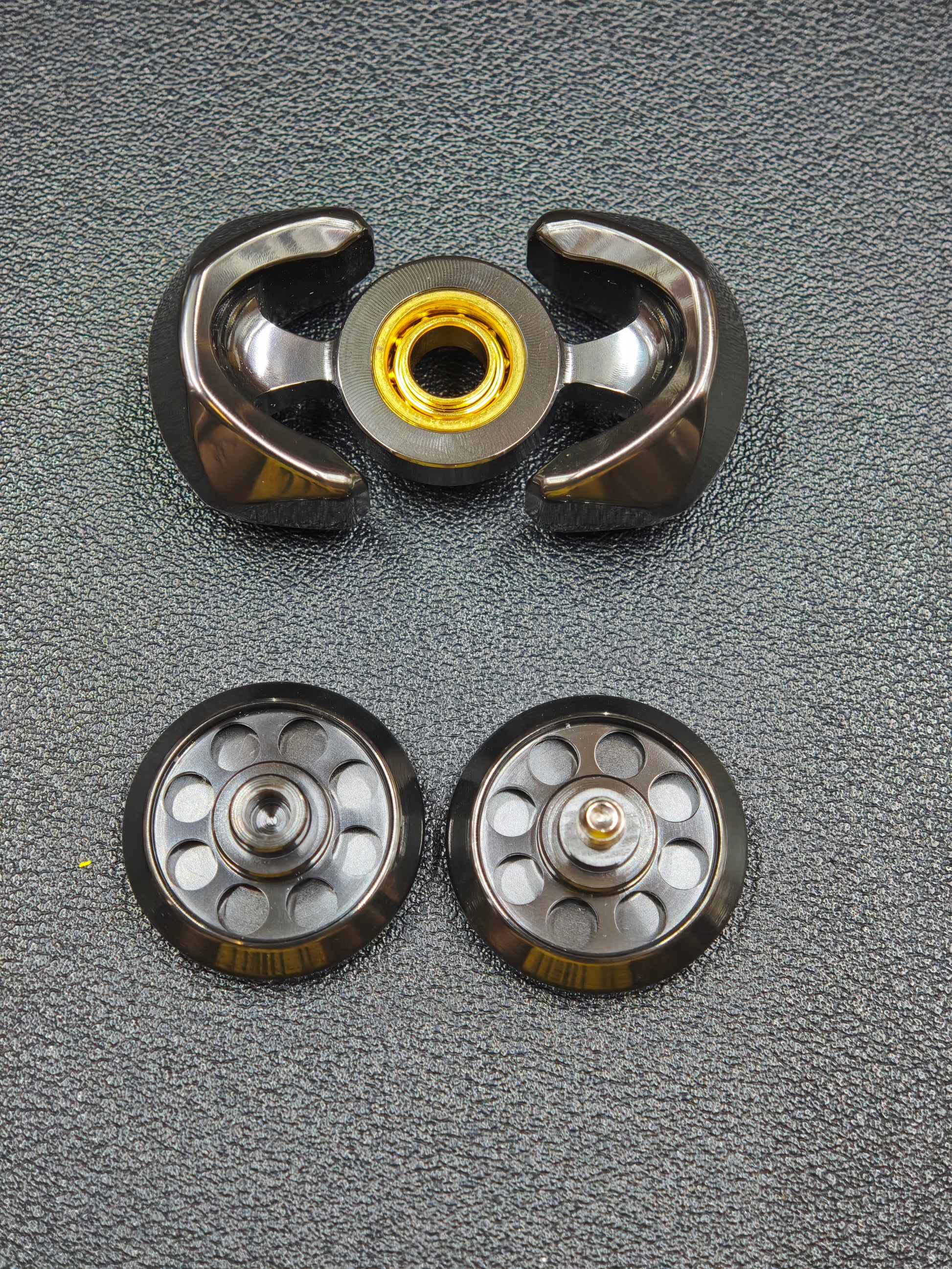 Libra Zirconium