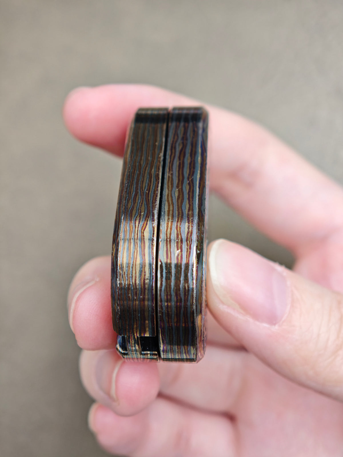 F2 Zircuti