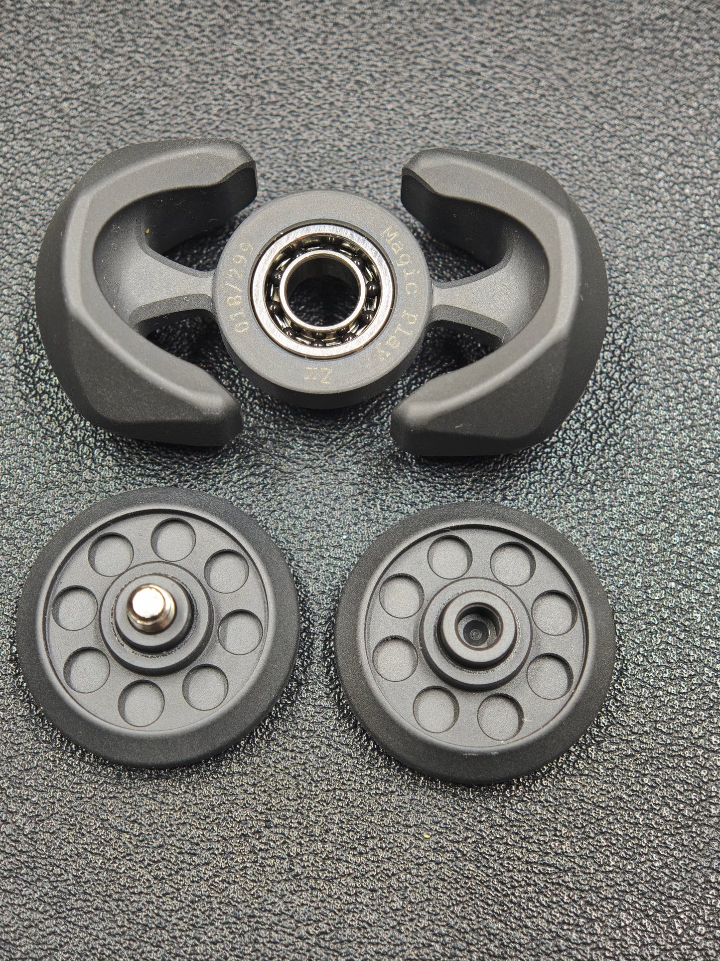 Libra Zirconium