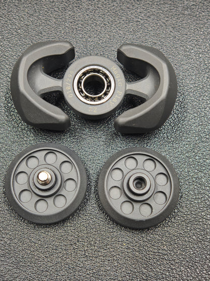 Libra Zirconium