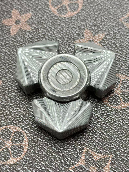 Tri-Leaf Crossbone