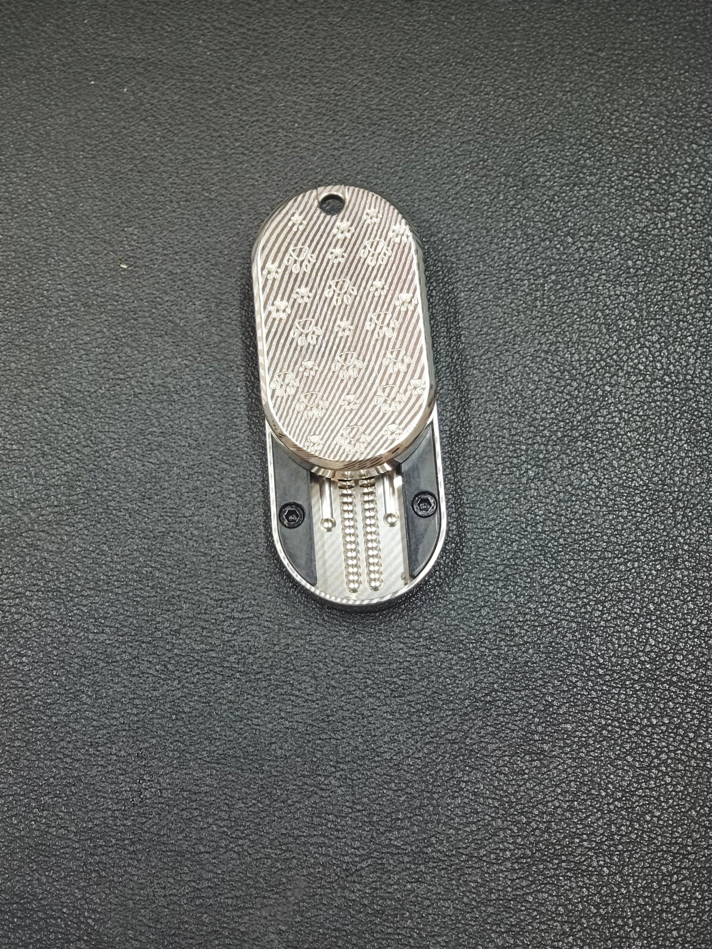 F2.9 Damasteel