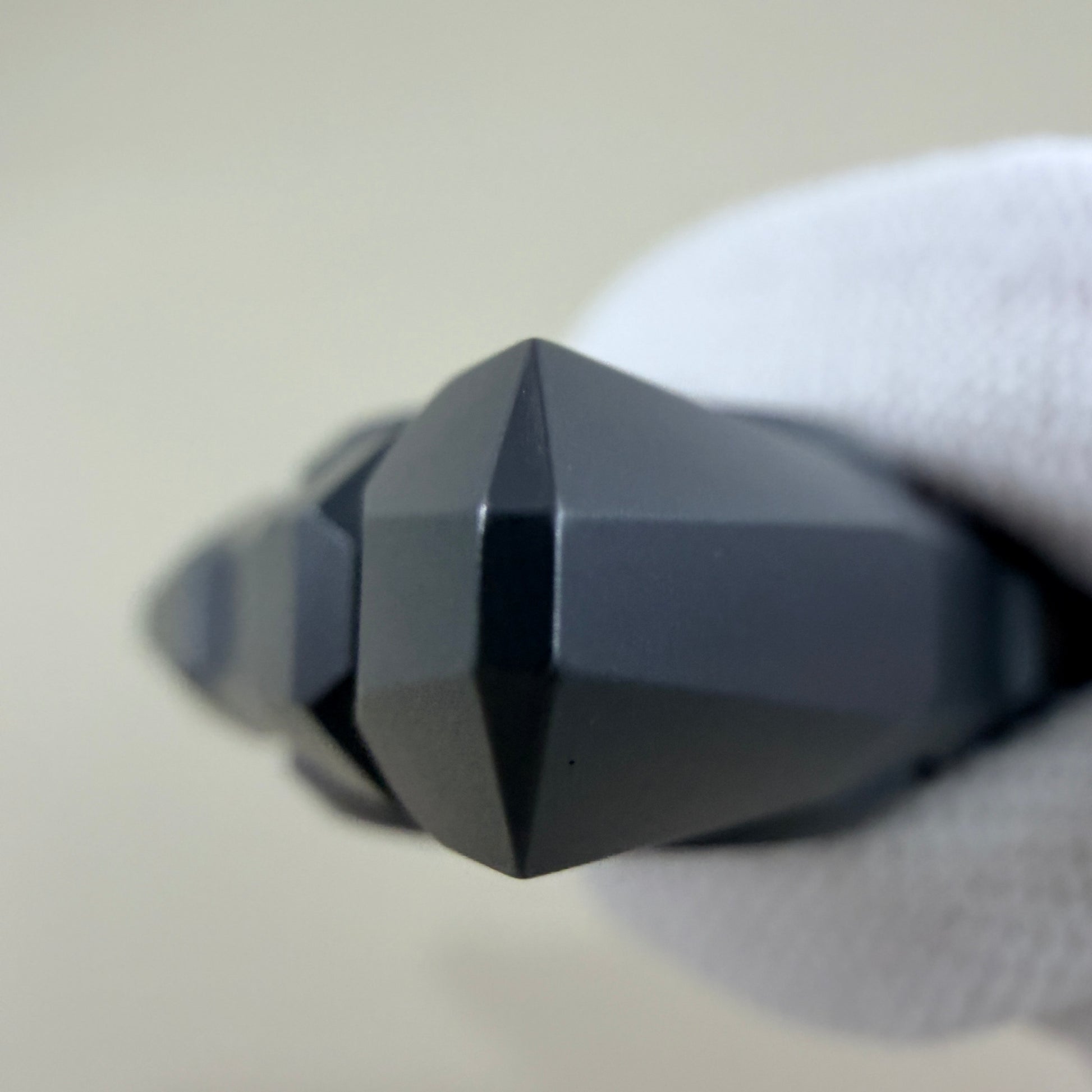 Tri Body Zirconium