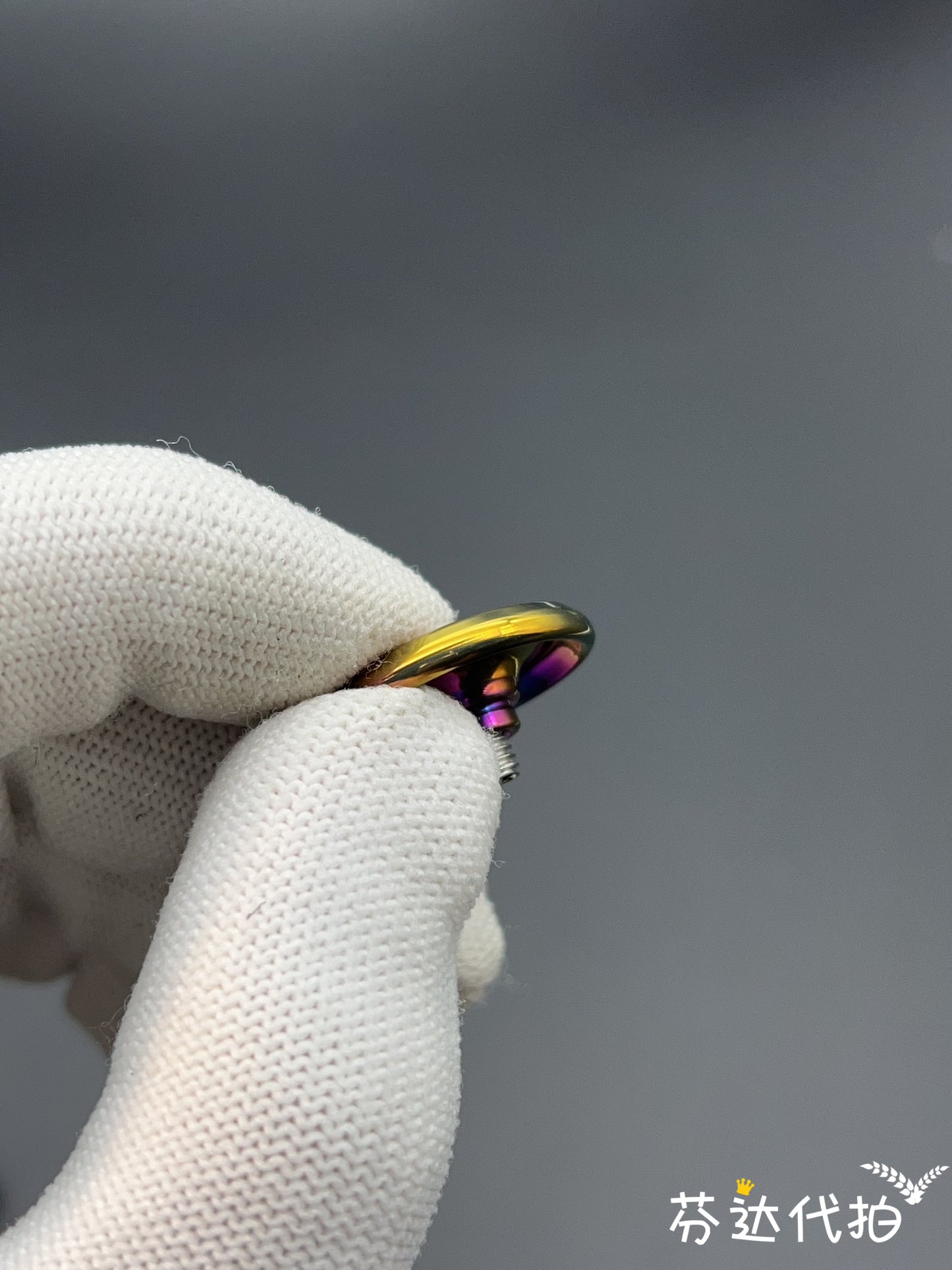 Thorns And Fog Zirconium
