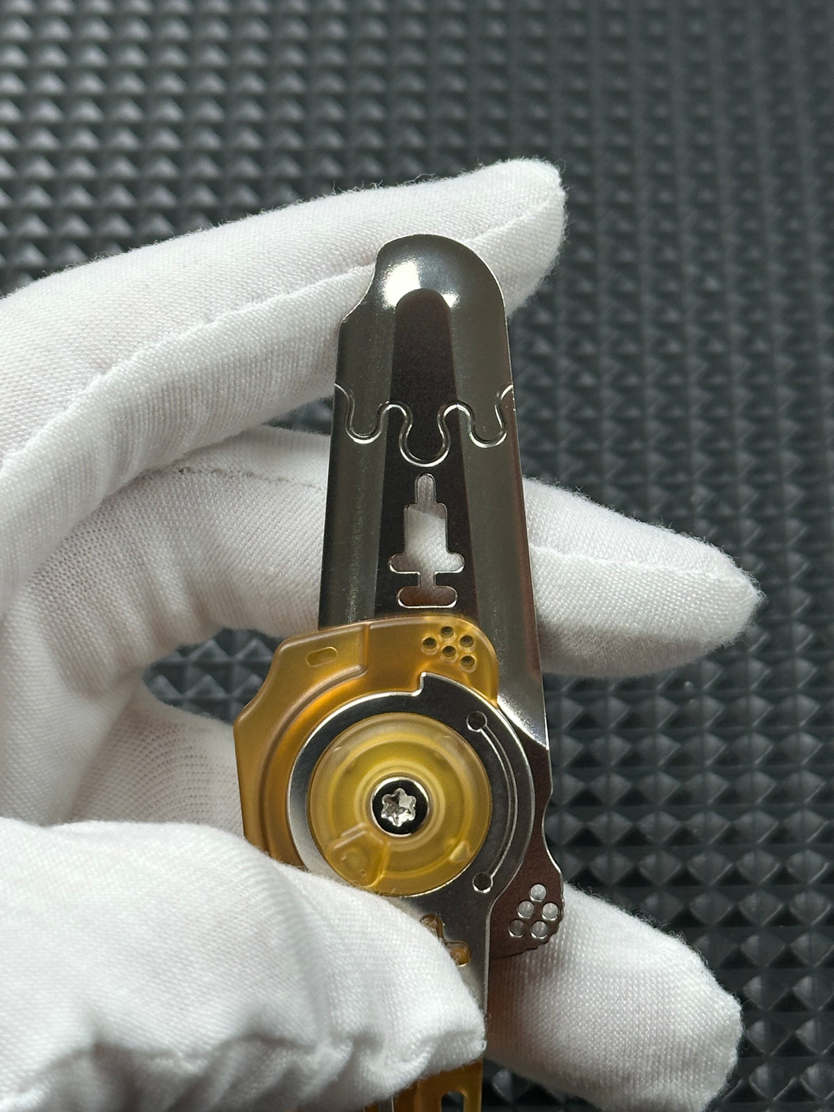 Dimension Slash Pry Bar Titanium PEI